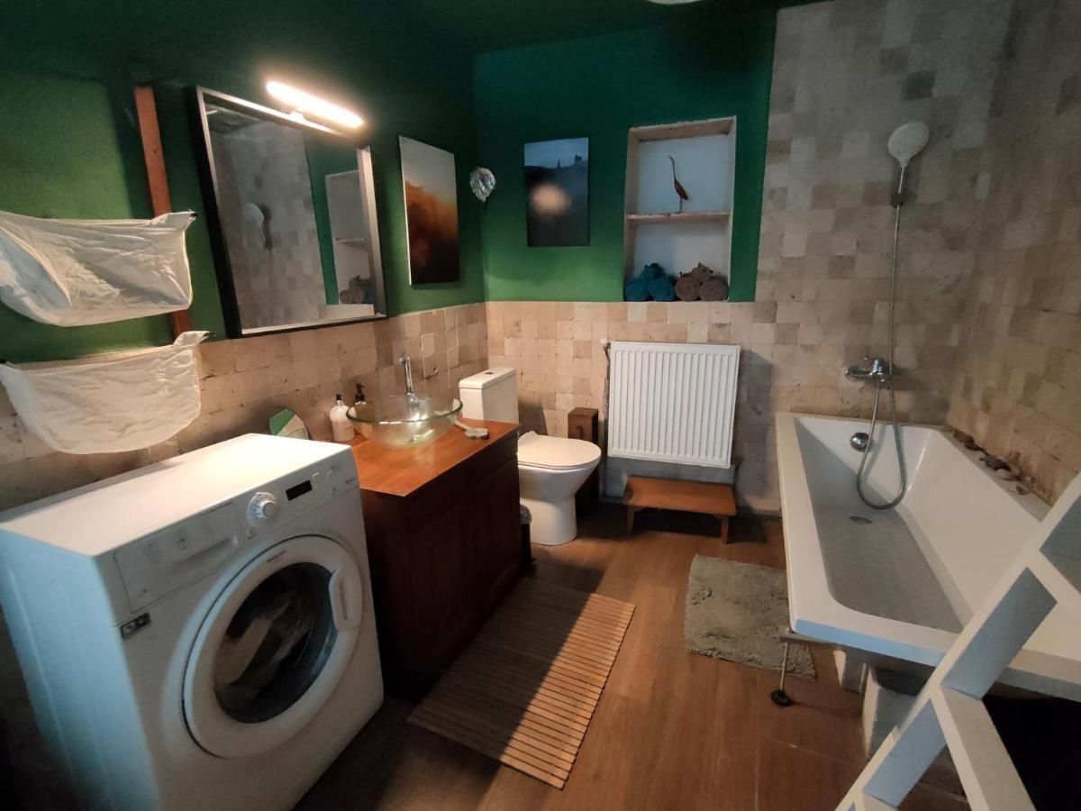 Apartment Artist Nest Pet Friendly Location *