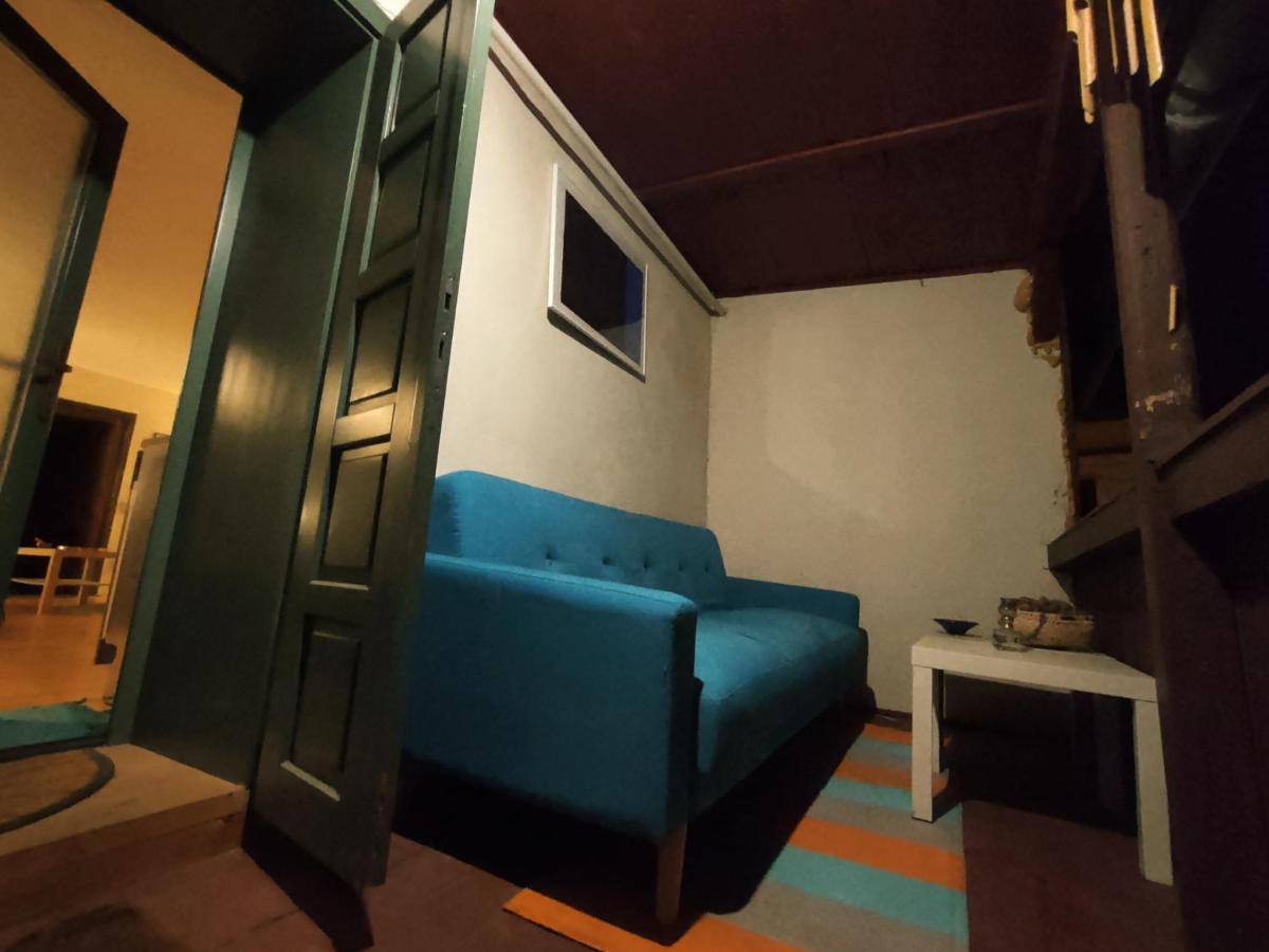 Artist Nest Pet Friendly Location *